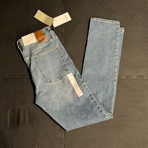 SLIM Light Wash Jeans